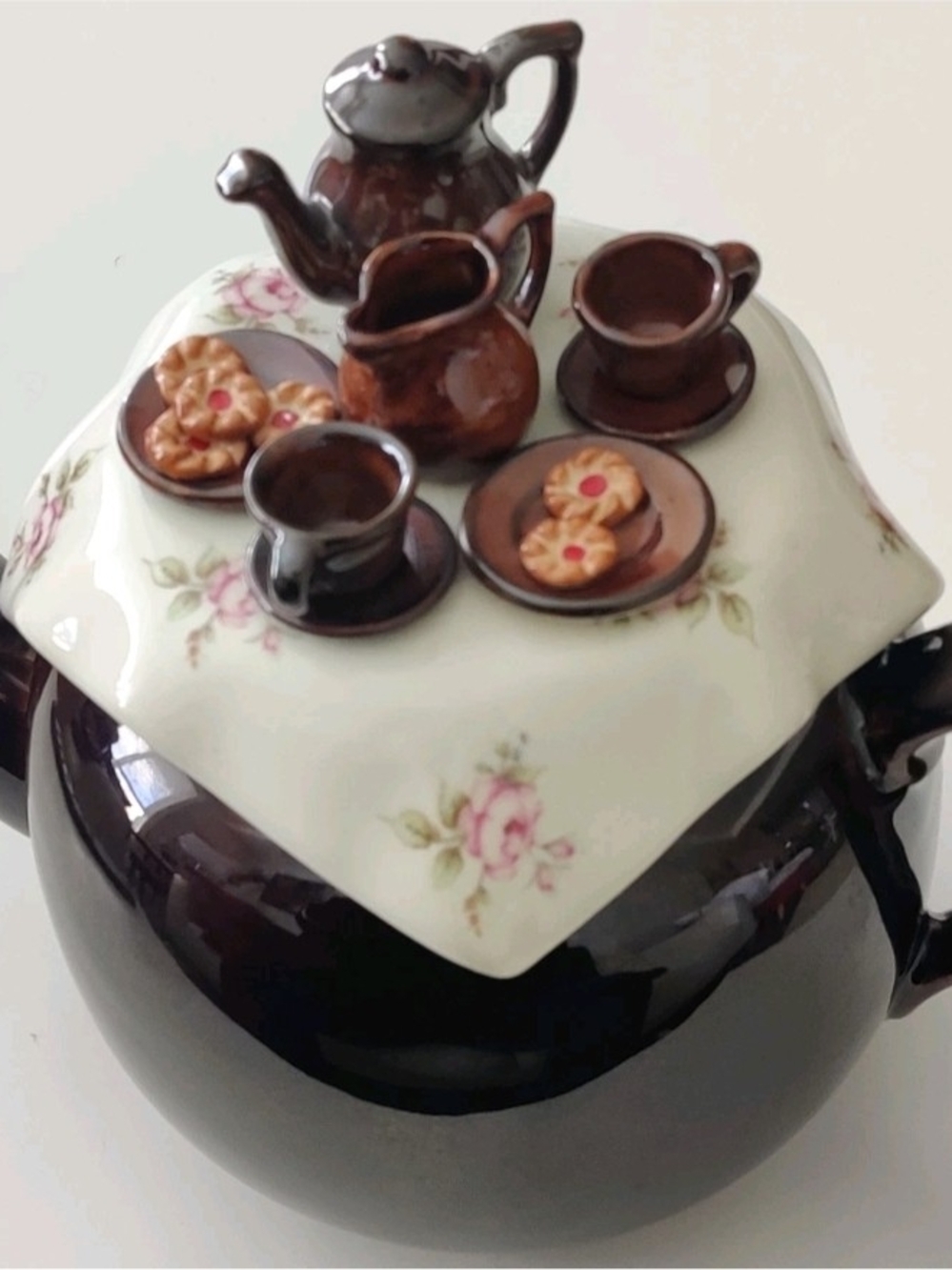 Paul Cardew "Brown Betty Tea Table" ceramic teapot - Picture 3 of 16
